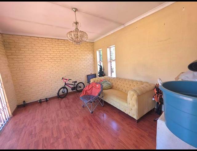 3 BEDROOM HOUSE FOR SALE IN SUNWARD PARK